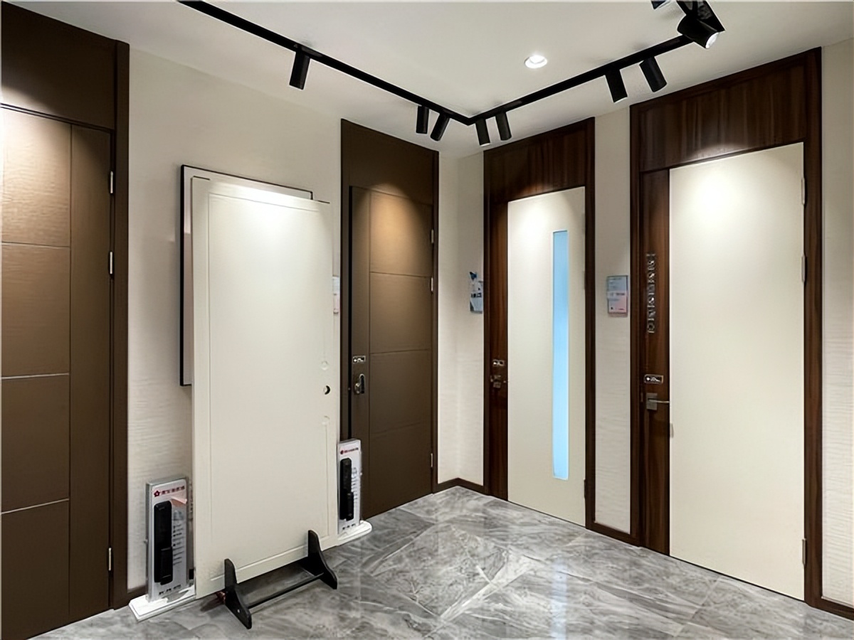 儿童木门哪种好,防潮性好的木门