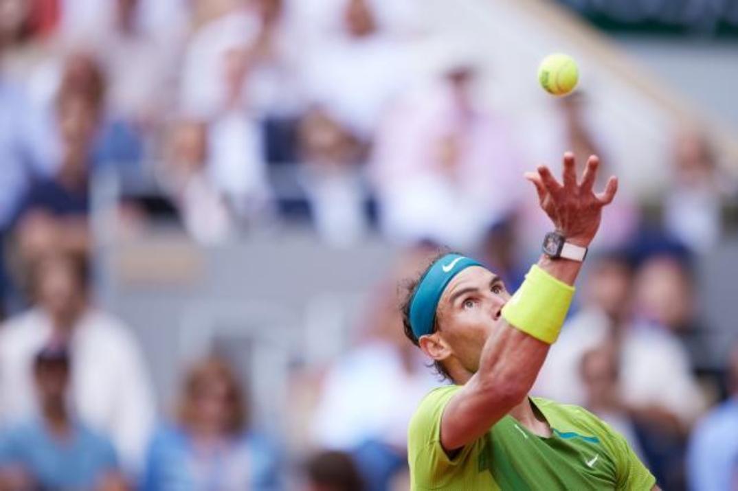 纳达尔从红土到硬地全面统治,纳达尔绑发带