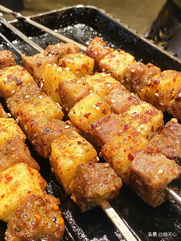 滋味烤鱼和烤匠烤鱼哪个好吃,成都烤匠烤鱼为什么没有蒜香烤鱼