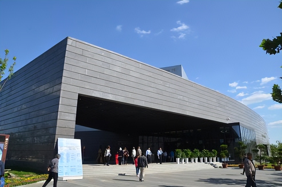 上海松弛感citywalk,淄博citywalk