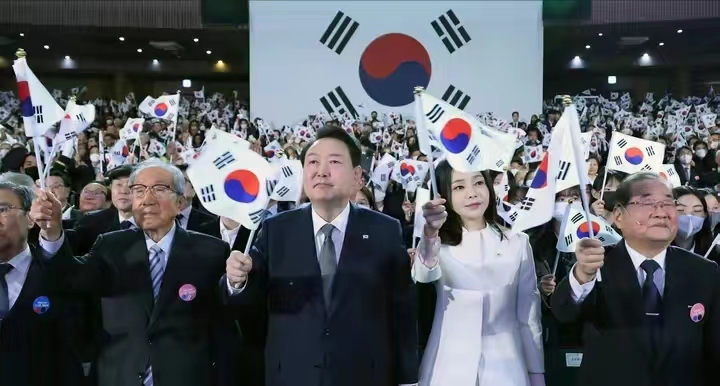 韩国第一夫人最新造型,韩国第一夫人穿衣风格