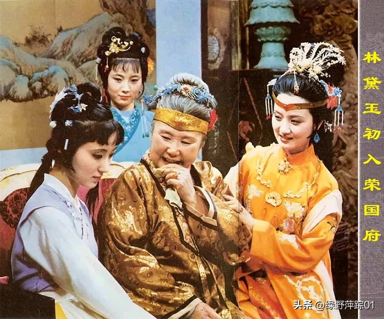 晴雯是灯姑娘，暗喻朱元璋，靖江王取代朱洪武，红楼毁于多浑虫？