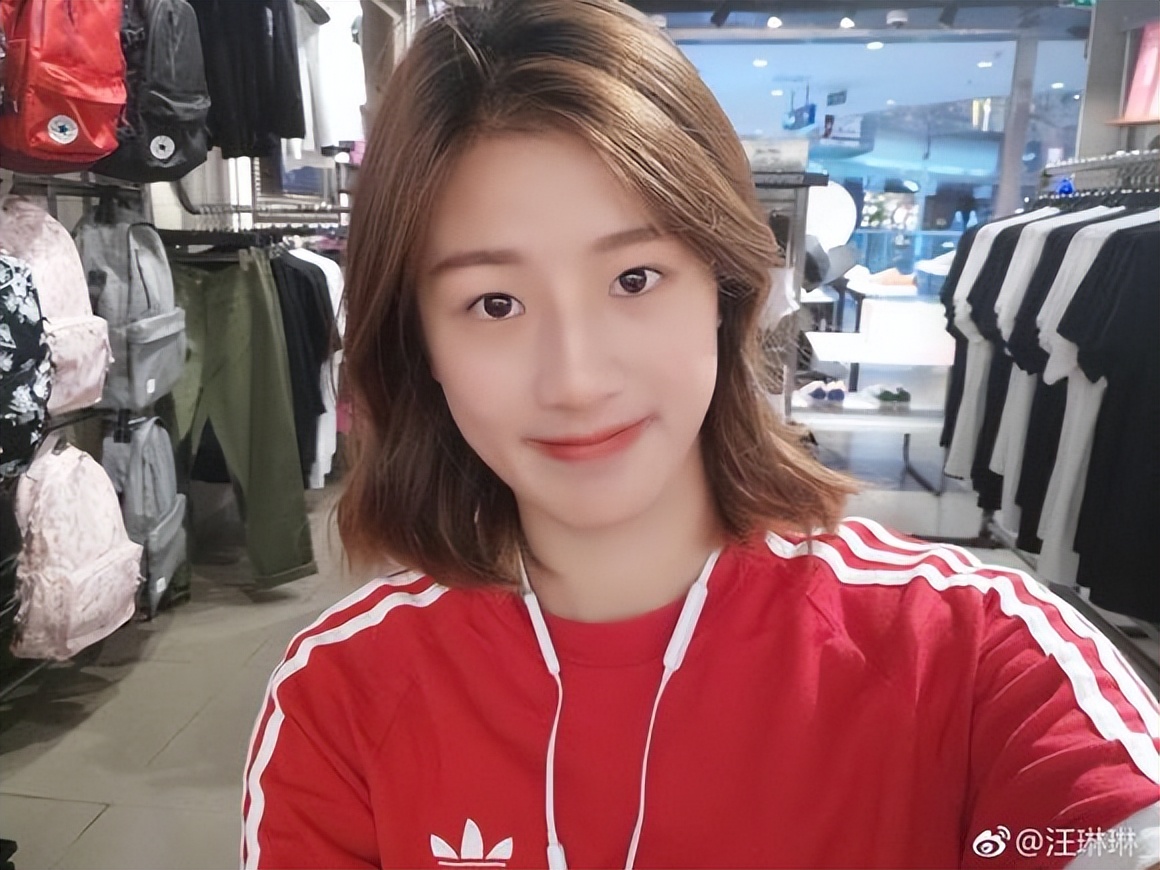 中国女足最新名单及照片,中国女足无人能敌