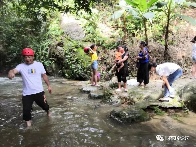 溯溪攀爬,溯溪徒步露营