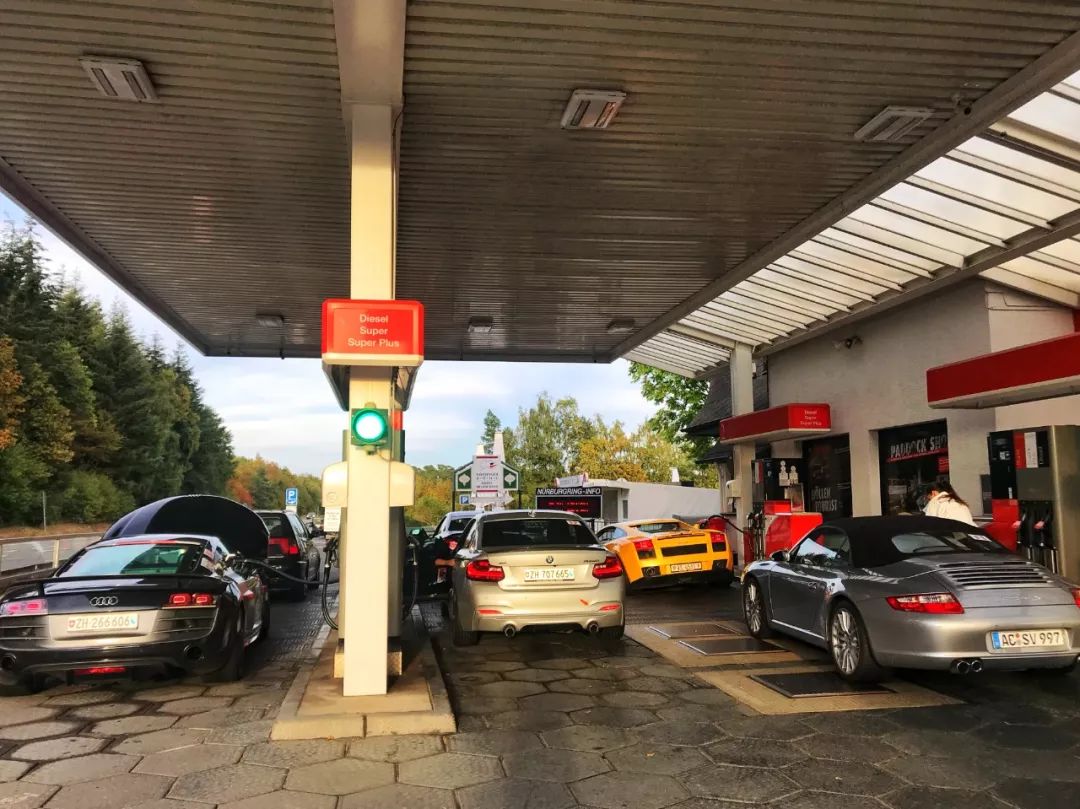 开车去欧洲的路上视频,开车去欧洲的完整视频