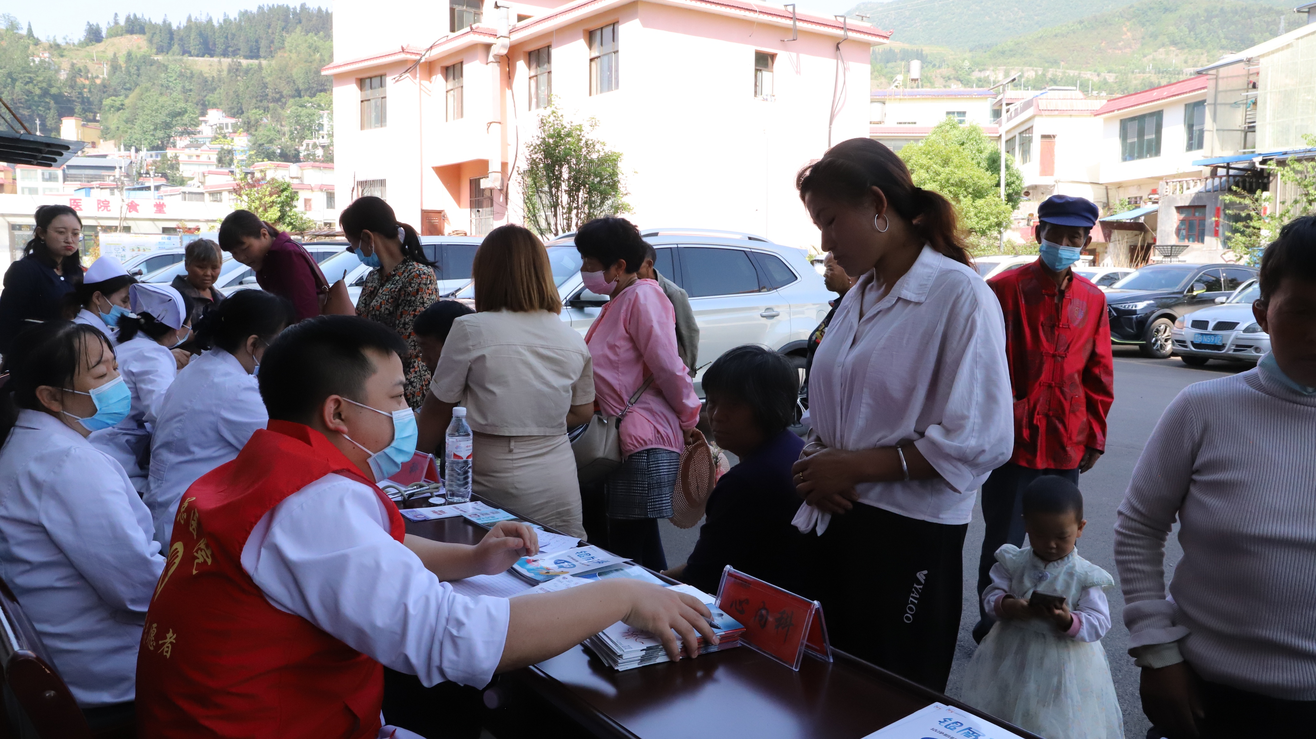 送医送药大型义诊活动,医院送医下乡义诊活动总结
