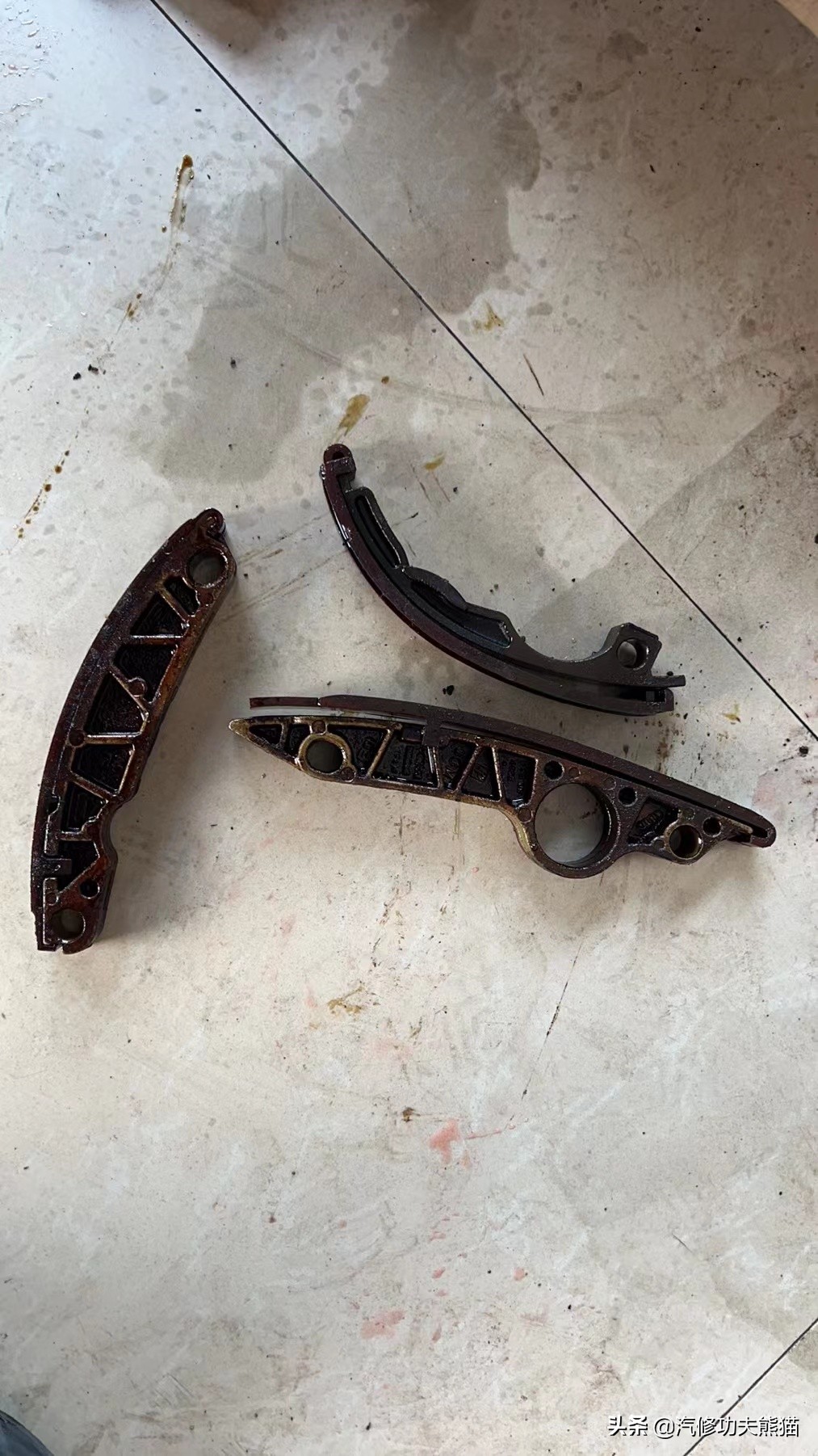 奥迪a6五百块钱,奥迪a65000公里烧一升机油维修