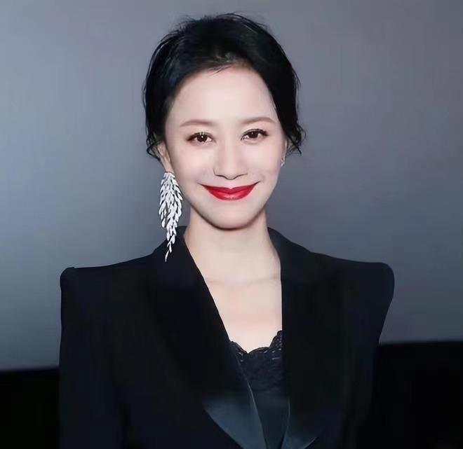 倪虹洁44岁状态,43岁倪虹洁素颜状态