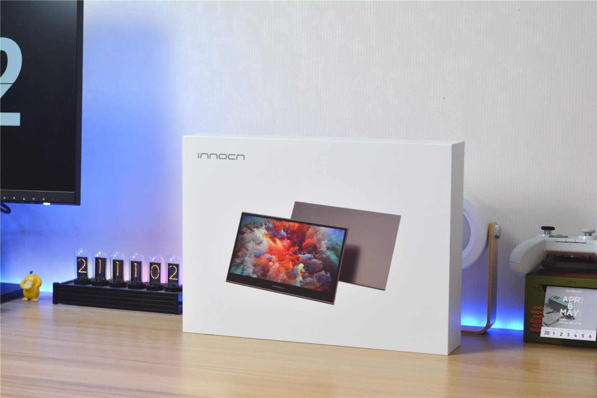 目前市面上最好的oled显示器,目前oled最好的显示器