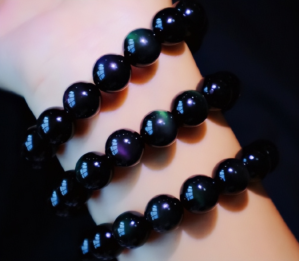 羽生结弦大头挂坠,羽生结弦手串被谁捡到