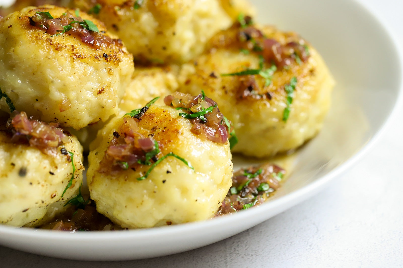 德国香肠和酸菜,德国酸菜和中国酸菜有什么不同