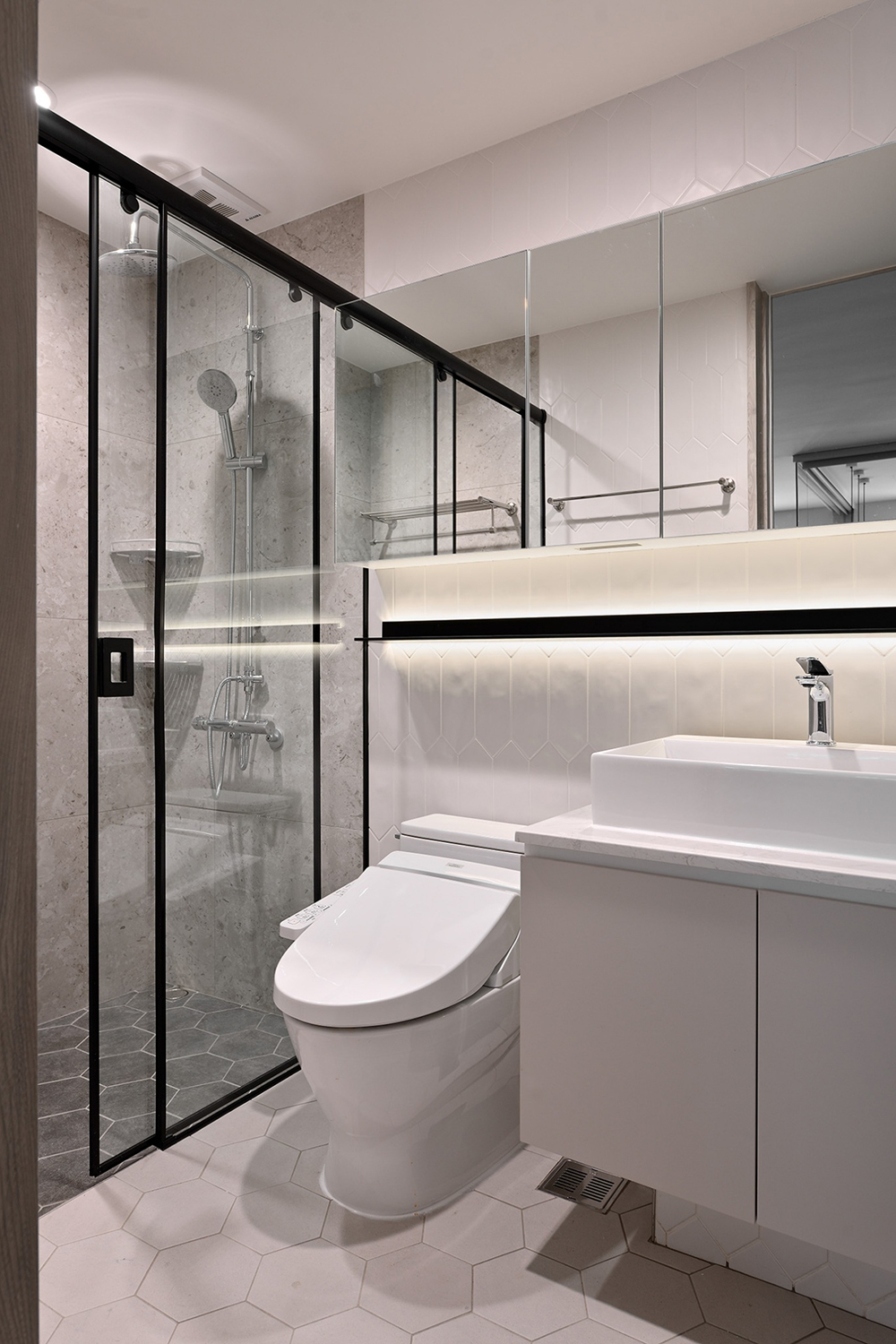 退休夫妻精致的养老生活，住102㎡，全屋典雅现代，让人羡慕