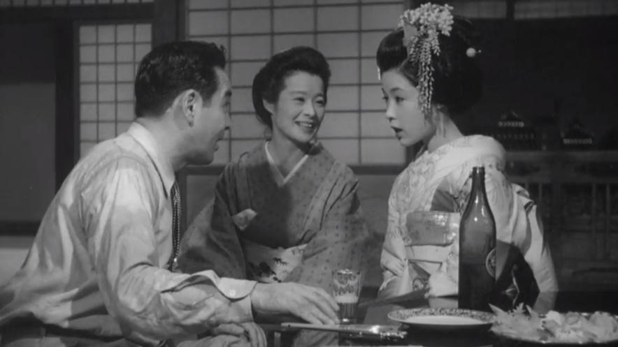 日本电影艺伎经典片段,日本黑白老电影艺妓的悲惨一生