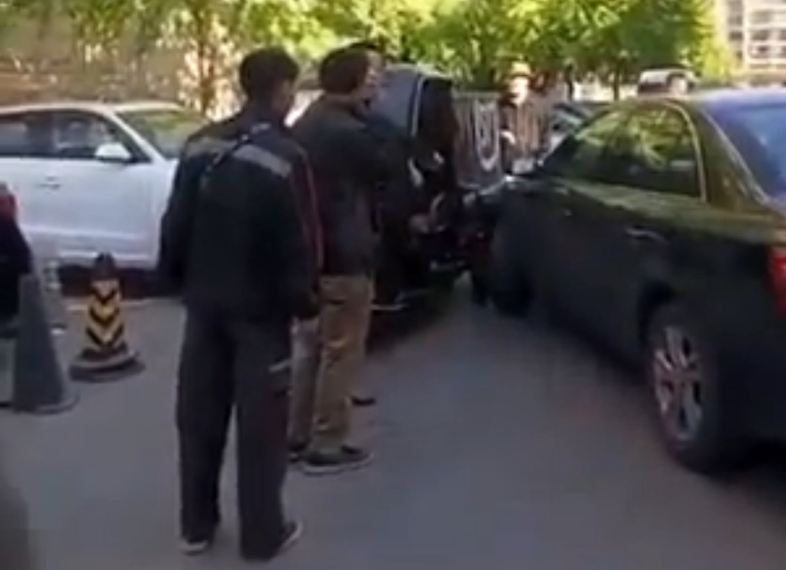 2016年顺丰小哥被打处理结果,顺丰小哥被打王卫出面后续