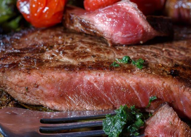 尿酸升高能吃银耳吗,尿酸升高能吃西兰花吗