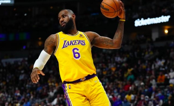 老詹膝盖伤情,膝盖伤病浓眉哥康复进展