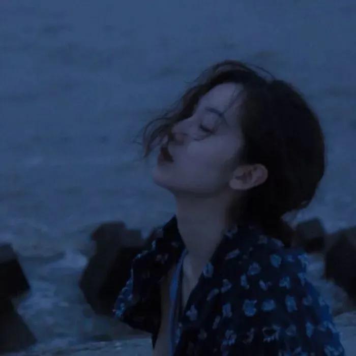 男生试探女生在不在乎,试探对方在不在乎你