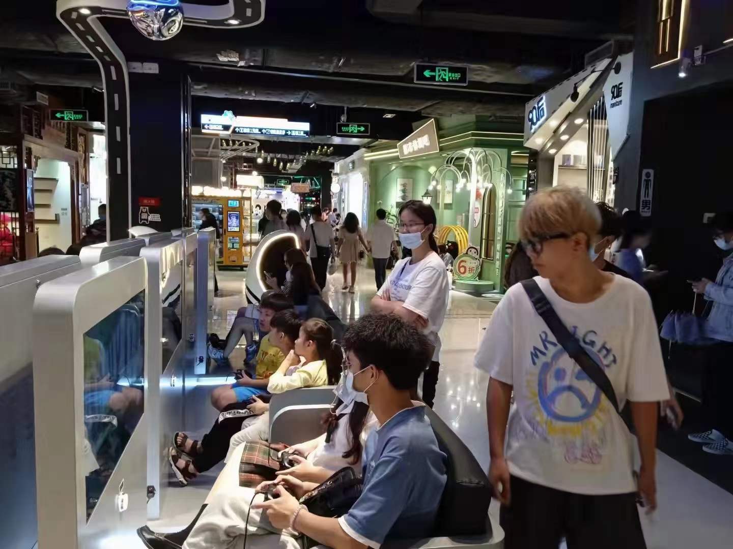 开一家共享主机游戏店要多少钱？共享主机游戏体验一小时多少钱？