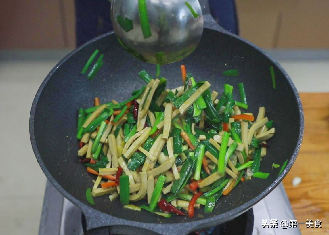 老年人别太节俭多补充这几种食物,中老年人注意这类食物要少吃