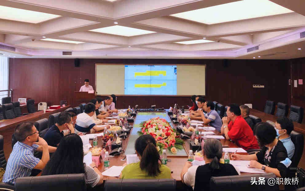 电子商务人才培养方案和课程标准,电子商务专业人才培养存在的问题