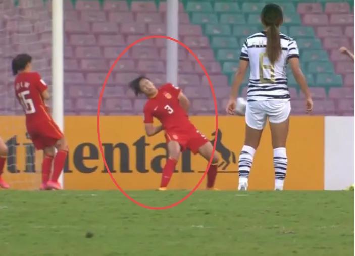 网友对中国男足的经典点评,网友吐槽中国男足最新视频