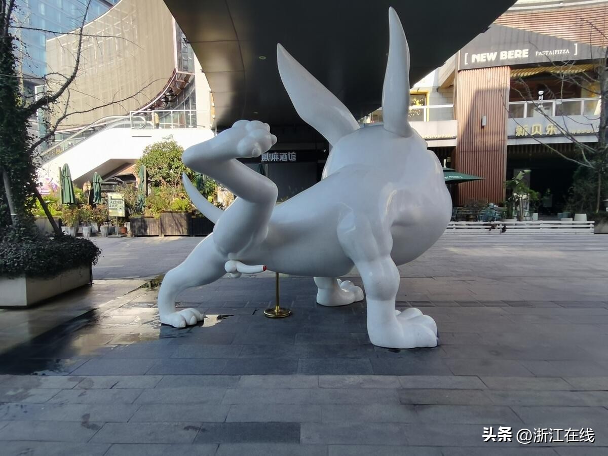 裸体雕塑=色情？网友吵开了！遇到这种情况，家长该如何科学引导？