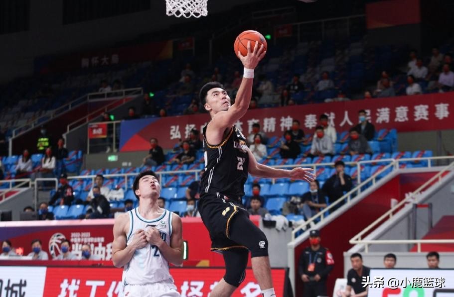 辽宁对新疆直播现场杨鸣,cctv5直播辽宁vs广东结果