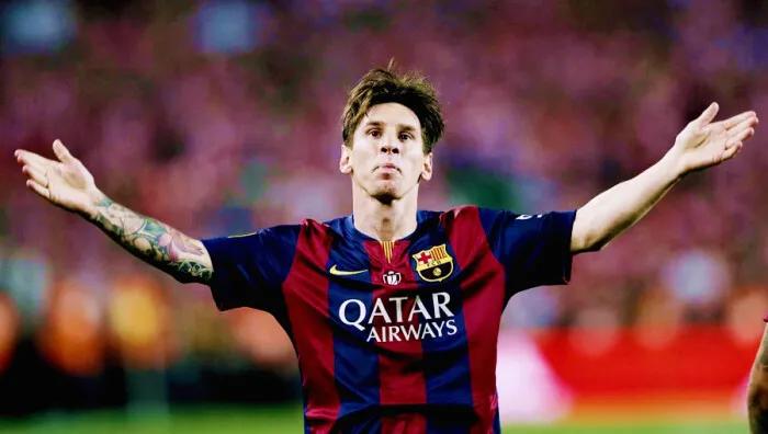 为什么c罗能与梅西并称绝代双骄,足球绝代双骄c罗与梅西对决