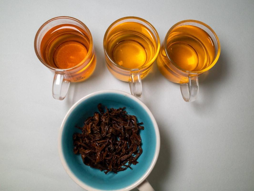 绿茶和红茶过了保质期还能喝吗,红茶绿茶保质期