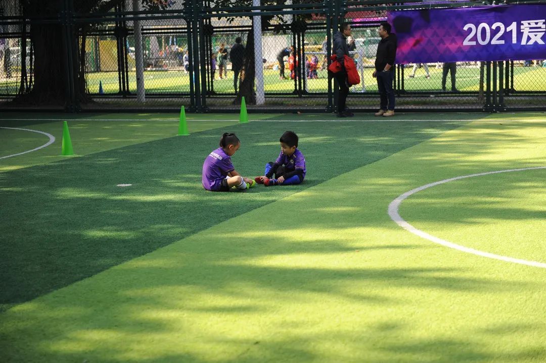 足球运动可以锻炼身体哪些方面,足球运动的体育精神和文化价值