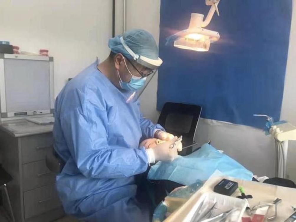 县城牙医真相：收入碾压大厂？