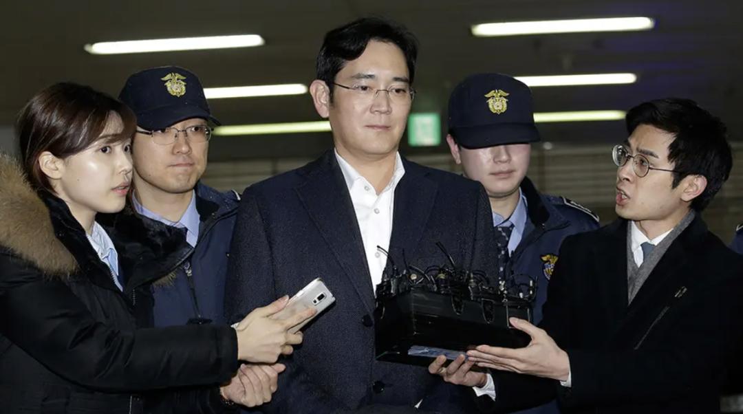 揭露财阀丑恶奢靡的韩剧,韩国财阀之背后的黑暗好剧推荐