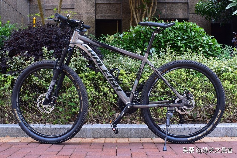选了RALEIGH兰令THANE山地车，在疫情过后开启绿色通勤