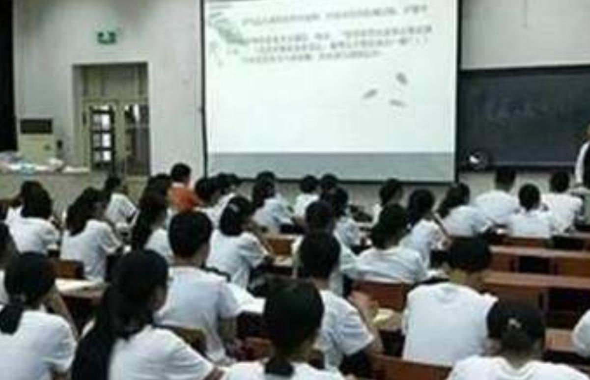 周浩北大退学现在如何,周浩离开北大去三技校有什么看法