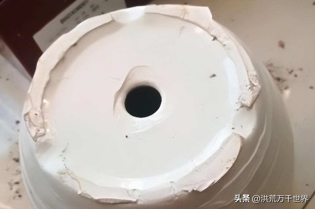 陶瓷花盆底下的洞怎么修补不漏水,陶瓷花盆裂了怎么修补