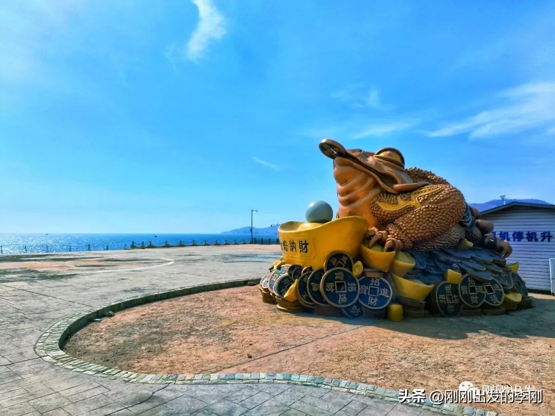 大连最美的浴场之一，金石滩十里黄金海岸，太美了吧