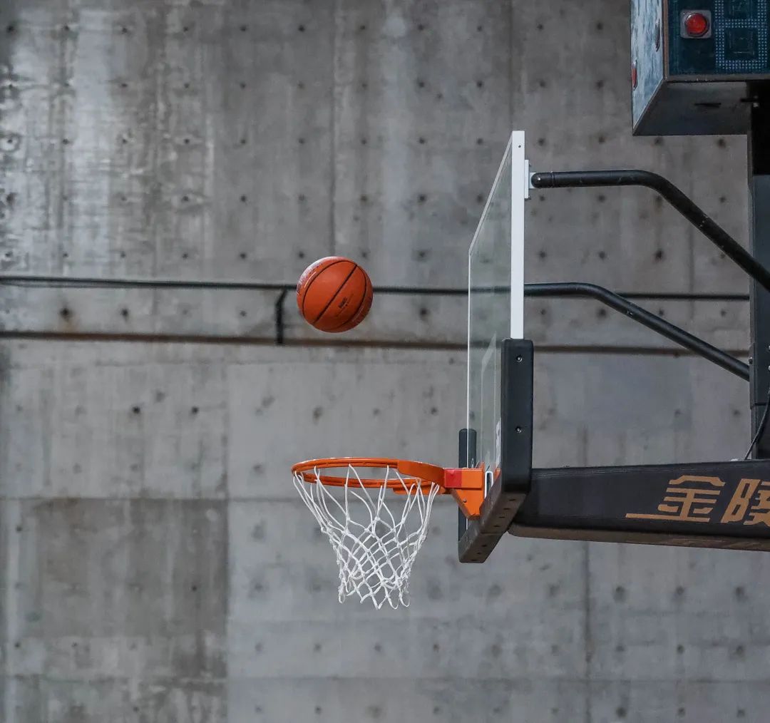 佳能eosr6markii相机镜头推荐,佳能eosr6mark2直出