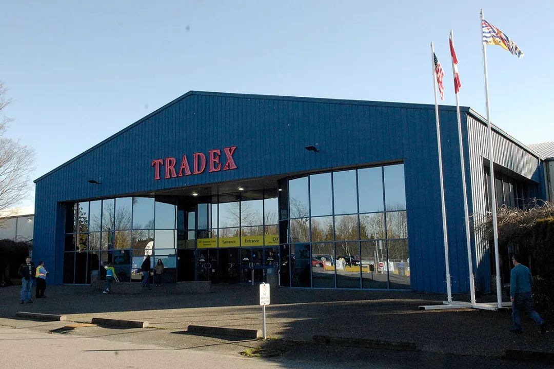 鍥藉瀵瑰ぇ楣呯殑鎬佸害,澶ч箙瀵逛汉绫诲彂璧蜂簡鍙嶅嚮