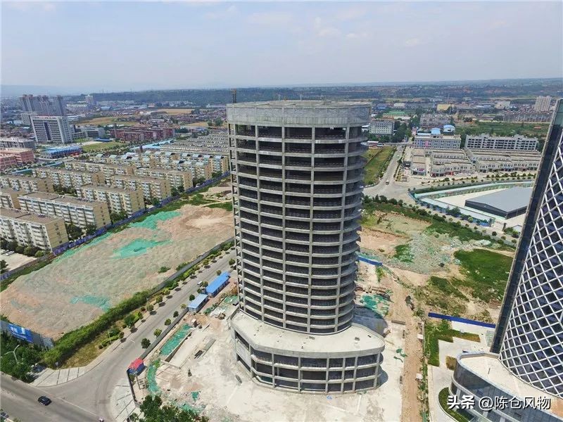 吃水不忘挖井人致富不忘家乡人,吃水不忘挖井人扶贫