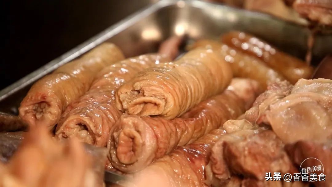 “芝麻”小店里的卤肉香，吃货说来这儿不看颜值冲味道
