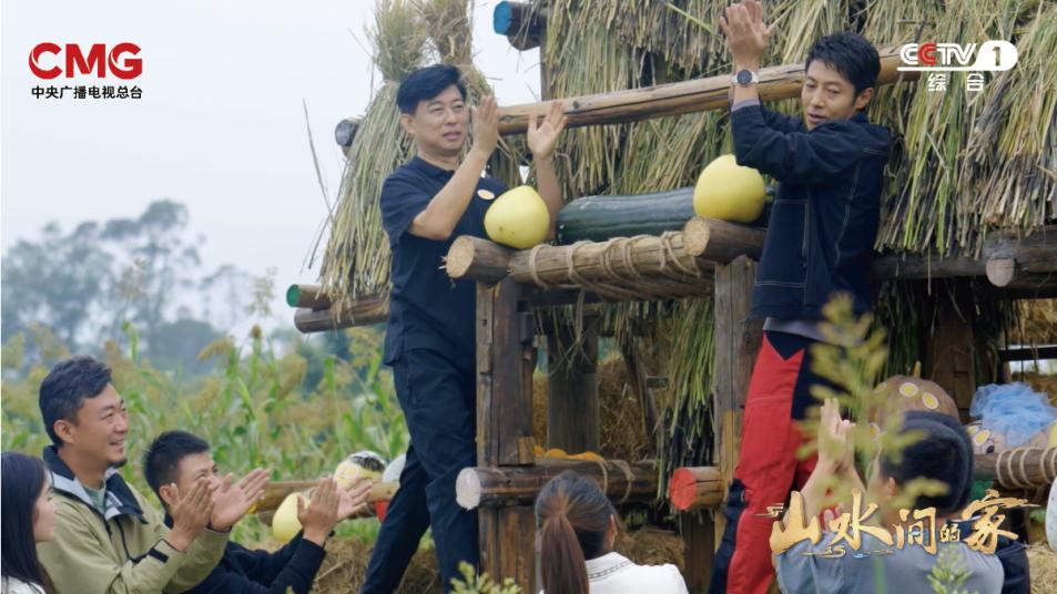 纪录片山水之间之柿饼之乡,探访柿饼制作工厂和传统农家