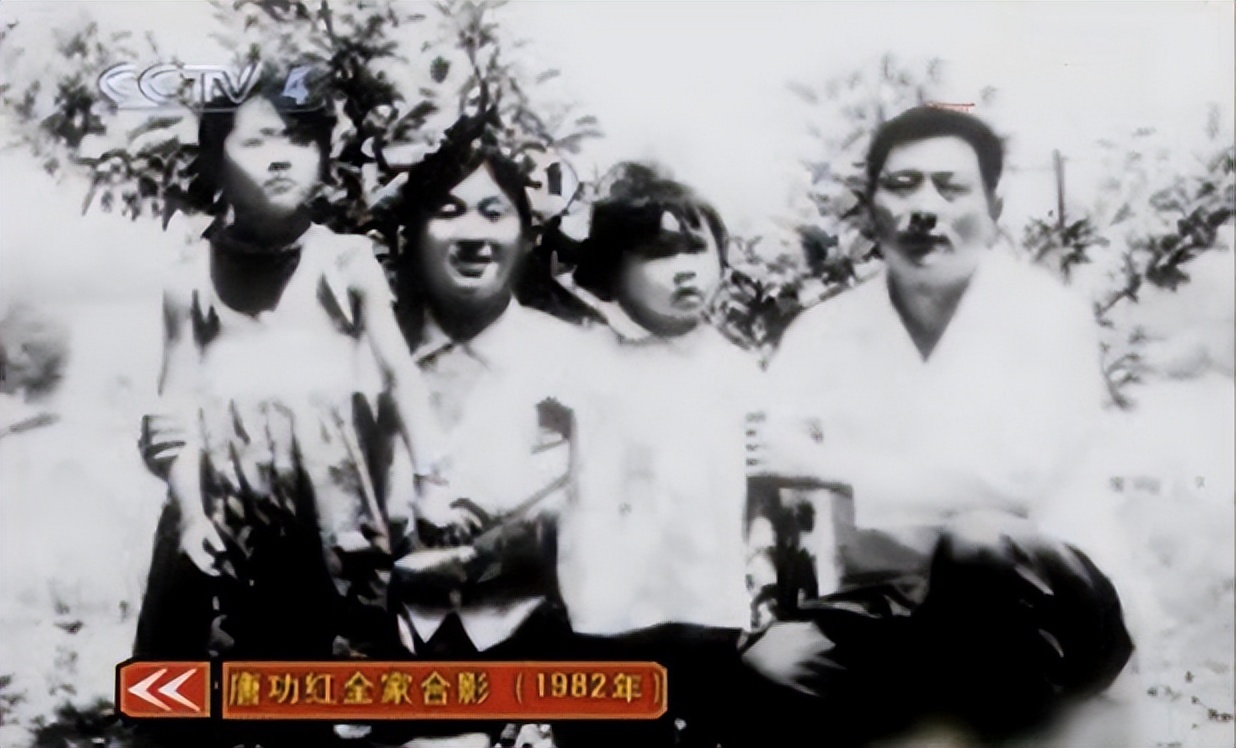 中国举重冠军唐功红简历,举重冠军唐功红比赛全过程