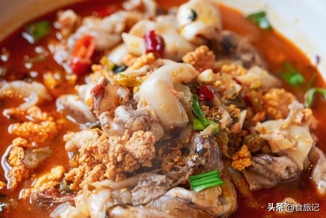 逛40度高温的街,顶着40度的高温去找美食