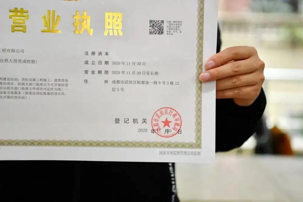 在朋友圈卖口红违法吗,朋友圈卖口红违法吗