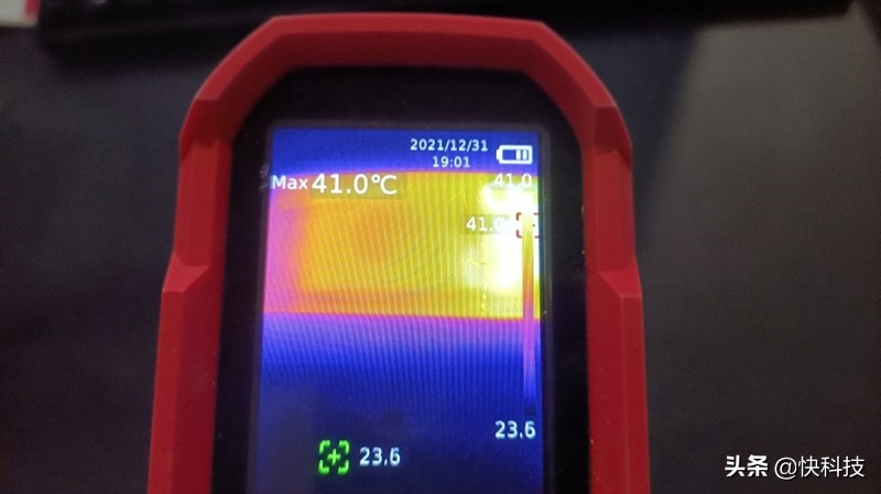 摩托罗拉edgex30全面屏版,摩托罗拉edgex30售价2999