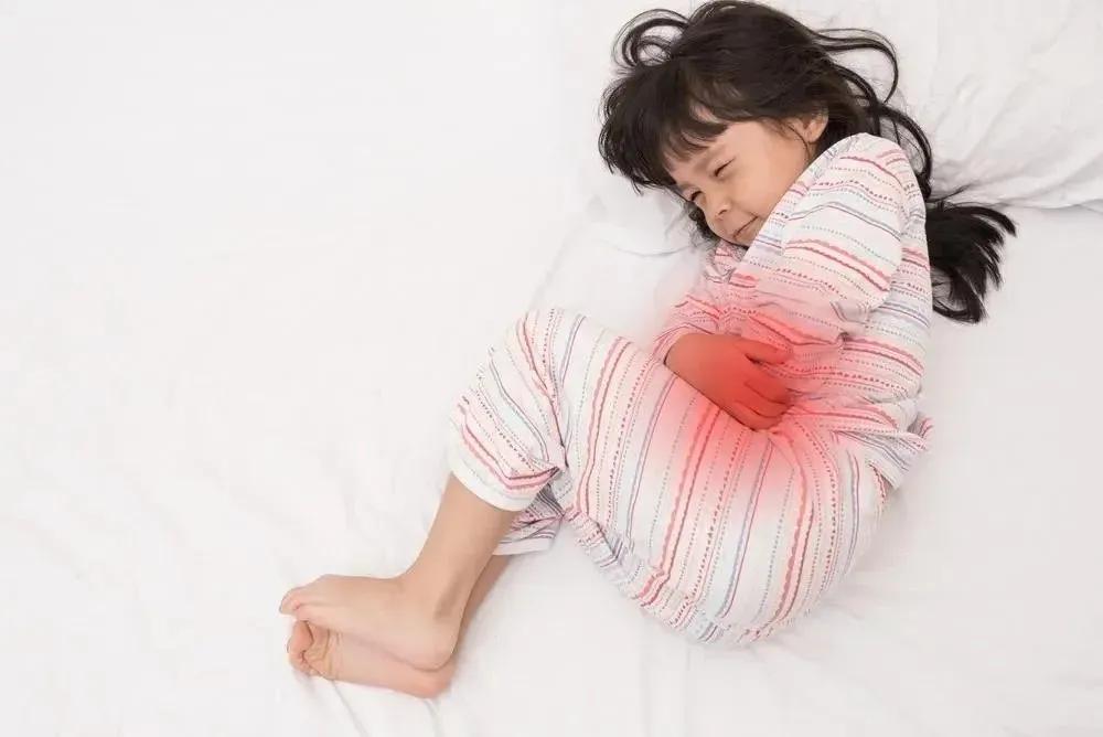 女性腹痛诊断,女子下身检查疼痛难忍