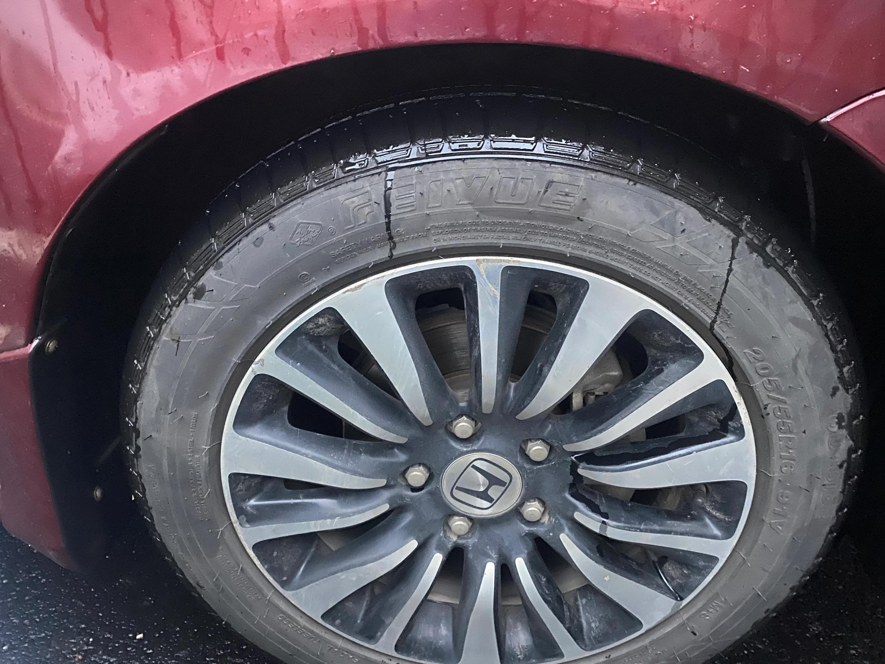 飞跃虎跃轮胎和东风轮胎哪个更好,飞跃轮胎与普利司通轮胎哪个耐用