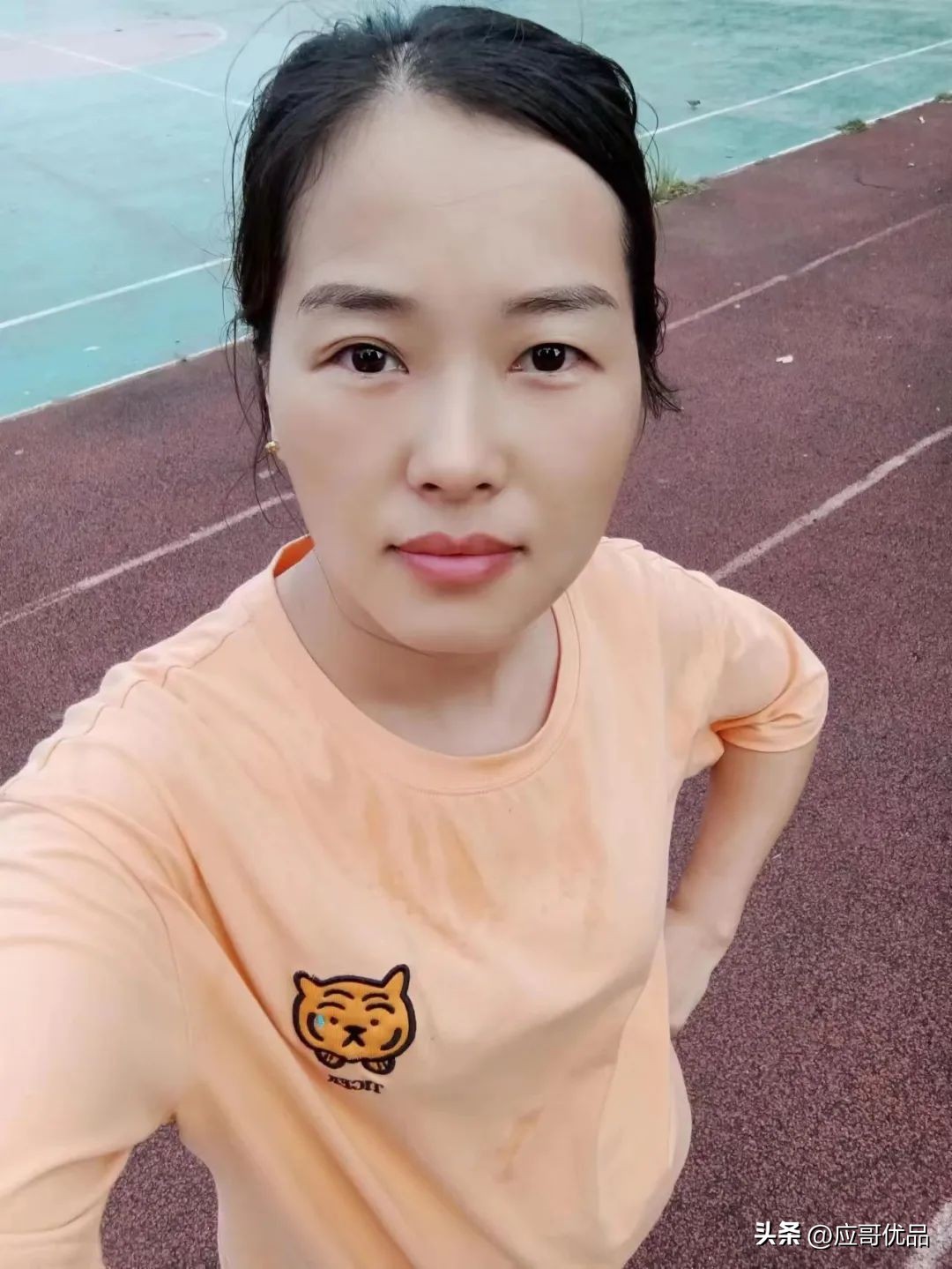 我赞美：同舟共济扬帆起，乘风破浪万里航