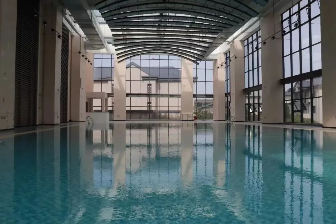 泾川橙香瑶池温泉游泳团购,泾川温泉旅游