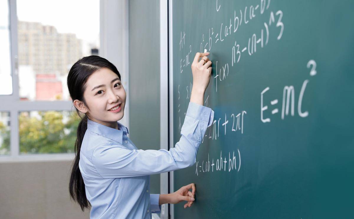 未来十年适合女生的十大高薪职业,未来女生最吃香的十大专业赚钱